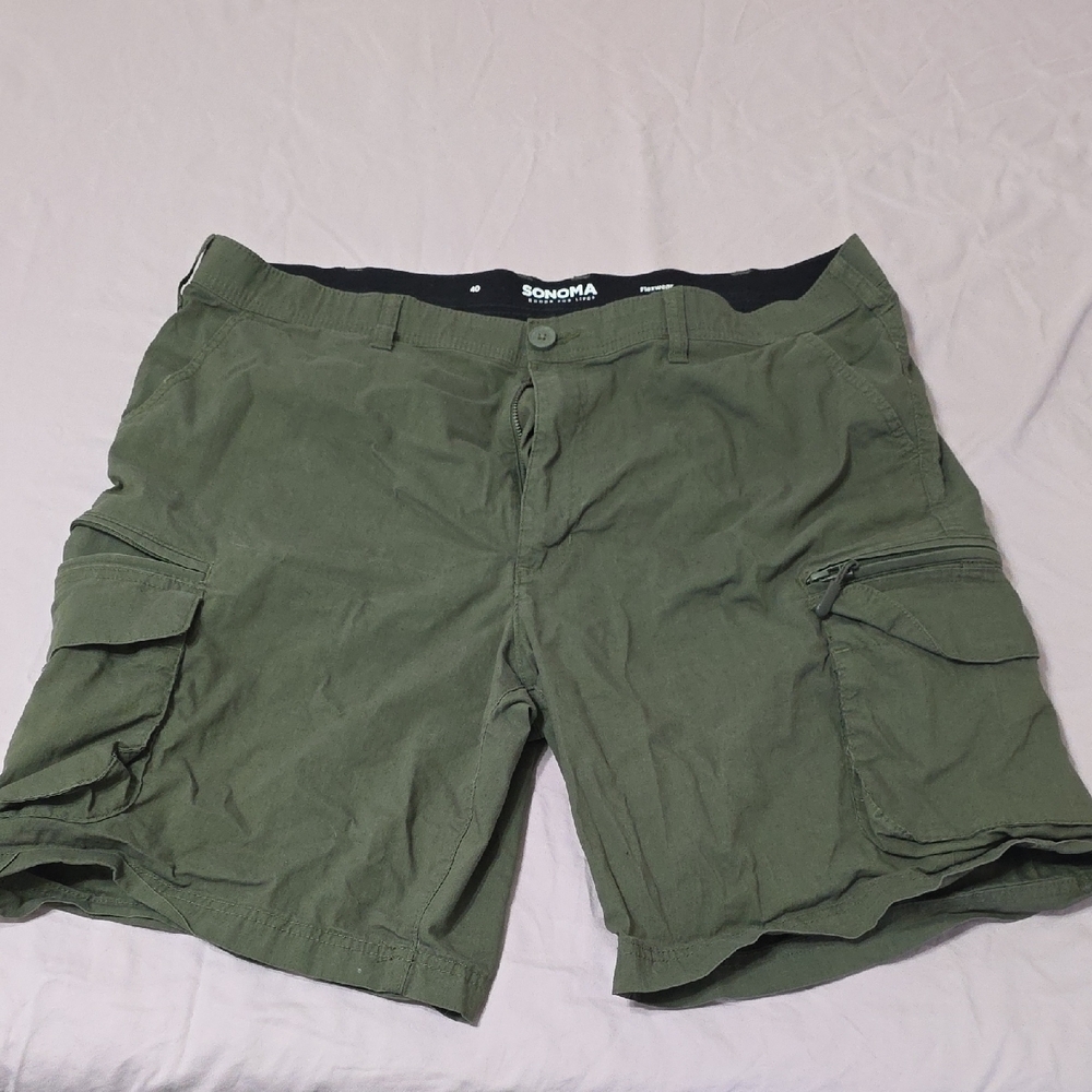 Sonoma Men's Olive Cargo Shorts